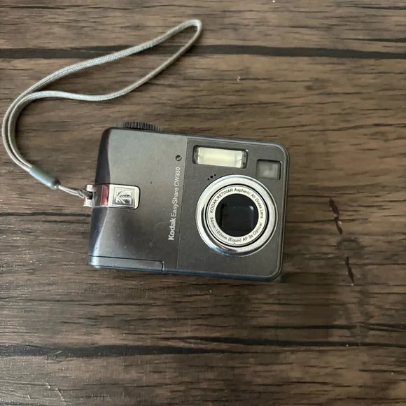 Kodak EasyShare CW330 Digital Camera‎ Digicam Silver ** Parts Only**