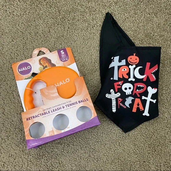 Halo‎ Retractable Leash & Halloween Scarf Size Small