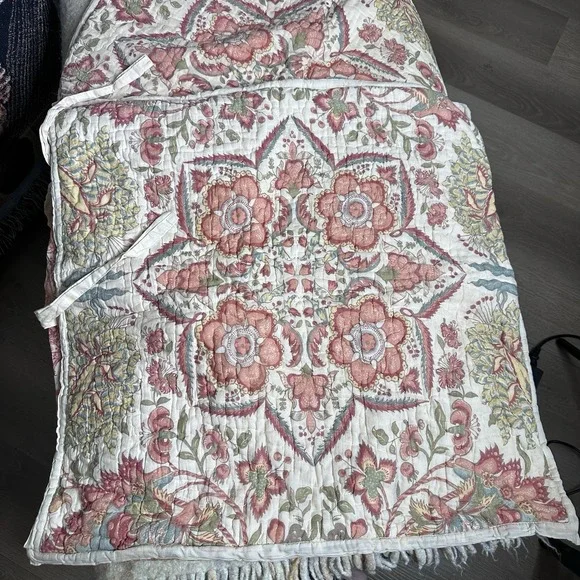 2 Pottery Barn Floral Euro Shams Reversible Organic Cotton 26 x‎ 26