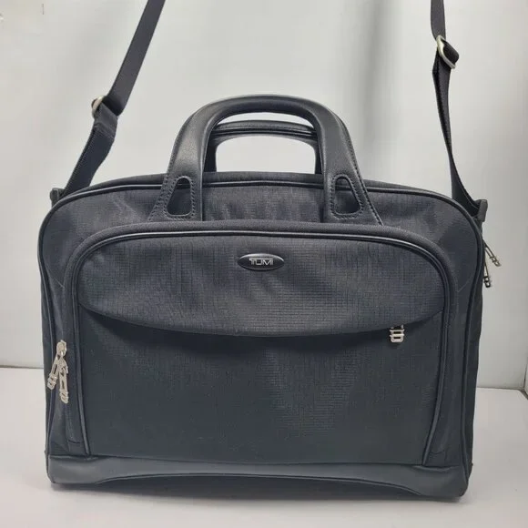 TUMI 2571D Men's Black Laptop Briefcase Shoulder Bag w/ Serial Number Tag