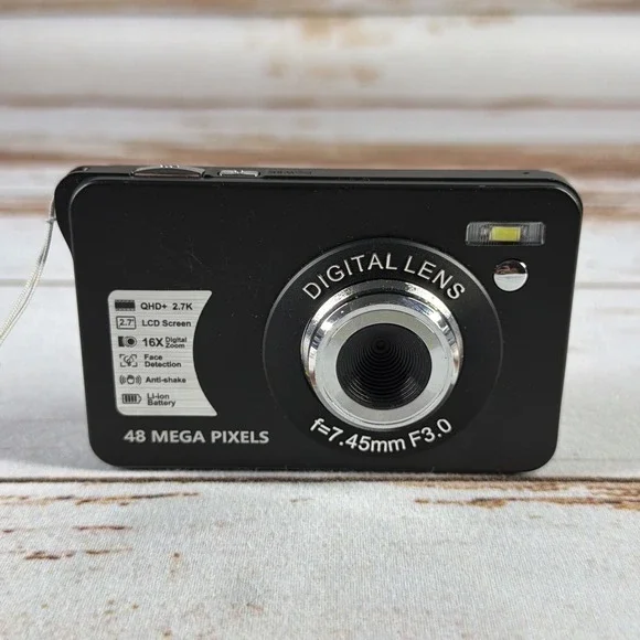 Qiilu Qiiluex1A6Gzfqk Digital Point & Shoot Camera w/ Battery Used