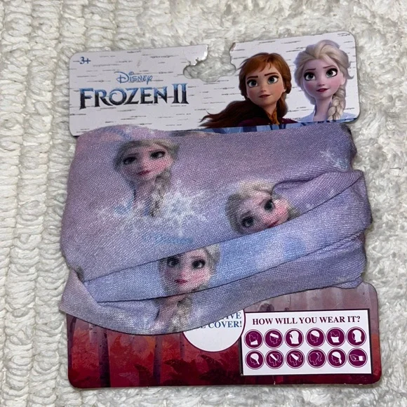 Disney Frozen face covering NWT