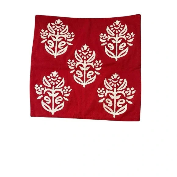 Pottery Barn Red Kyla Pillow Slip Case Embroidered White Medallion‎ 18x18