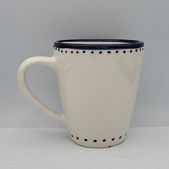POTTERY BARN TIBURON‎ BLUE CIRCLES Coffe Mug