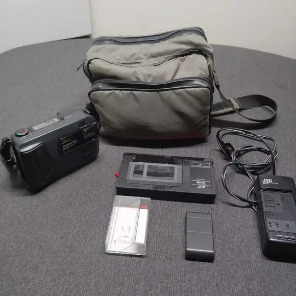 Vintage JVC GR-EZ1 Compact VHS Camcorder VHS-C Cassette Adapter Bundle Untested