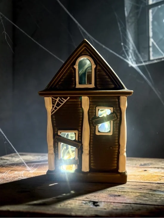 Pottery Barn Ceramic Haunted House ~ Small Version 🕷️
