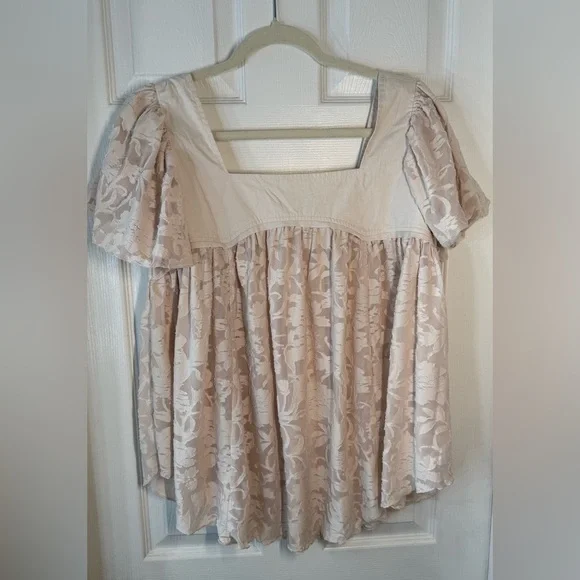 NWT‎ Free People Blouse Medium Color Beige
