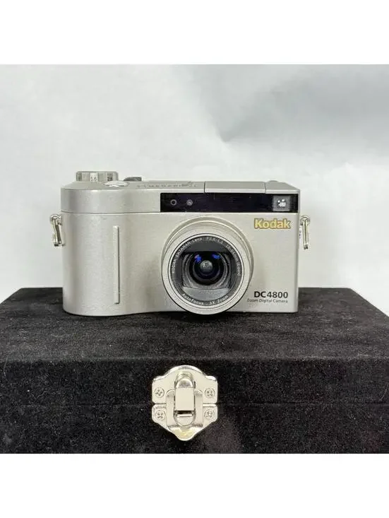 Kodak DC4800 3.1 MP Zoom Digital Camera w/ Battery - For Parts - Untested
