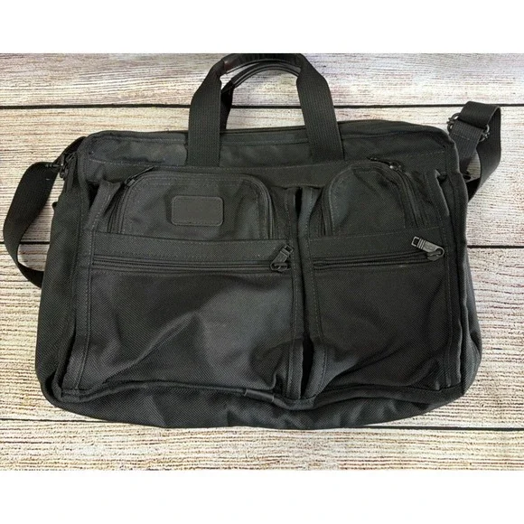 TUMI 26031D4 Alpha Expandable Organizer Black Nylon Laptop Briefcase Used
