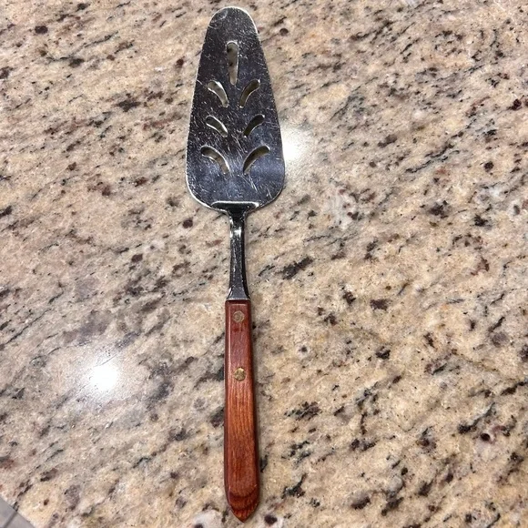 Vintage Slotted Wood Handled Stainless‎ Steel Cake/Pie Server