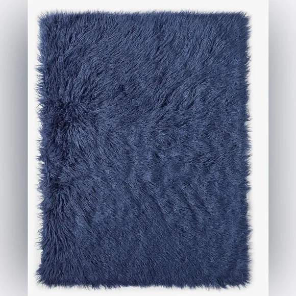 Pottery Barn Dorm Faux‎ Mongolian Fur Throw