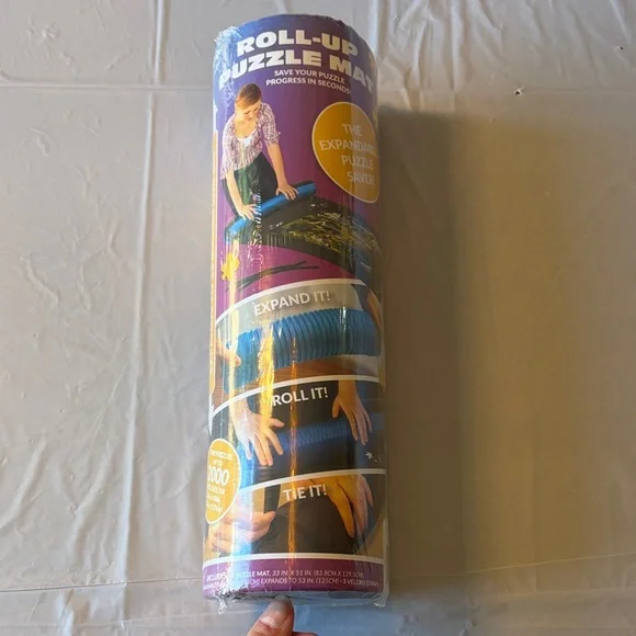 Roll-Up Puzzle Mat in Blue - Puzzle Saver