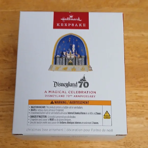 Hallmark Keepsake Disneyland 70th Anniversary Plays Music And Lights Up!