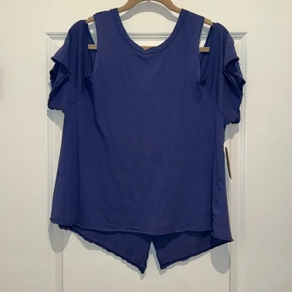 We The Free x Free People Women's Taurus Tee Shirt Top Wrap Back Size Large -New