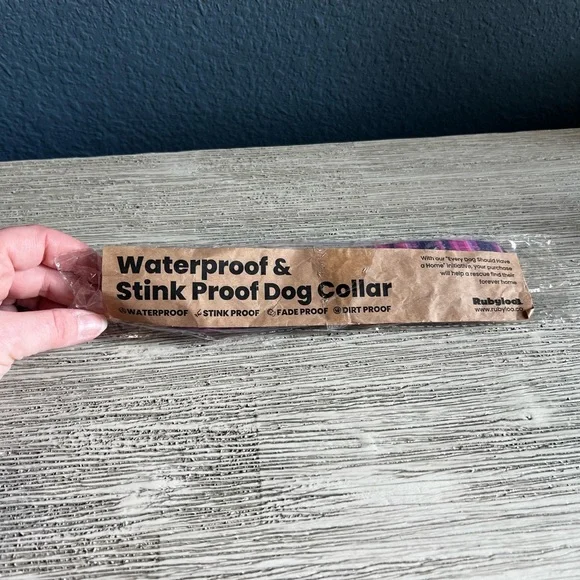 🆕 Waterproof & Stink Proof Dog Collar - Purple & Pink