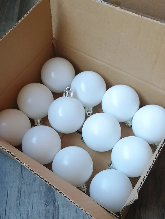 Blank White Christmas Ornament Balls for DIY Decorating 36 Bulbs (3 Boxes Of 12)