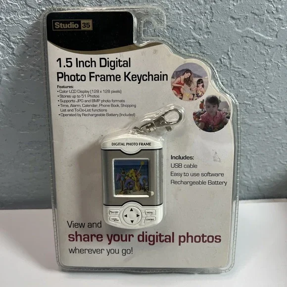 Studio 35‎ 1.5 Inch Digital Photo Frame Keychain W/ USB Cable Color Display-New