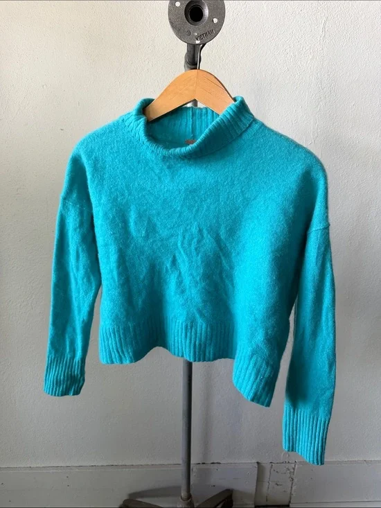 Free People Cropped Cashmere Sweater Size Small