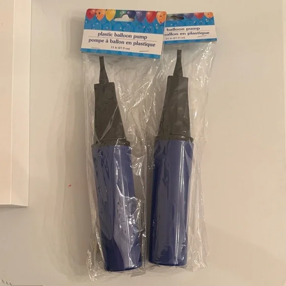 Hobby Lobby Blue Balloon Pump Set