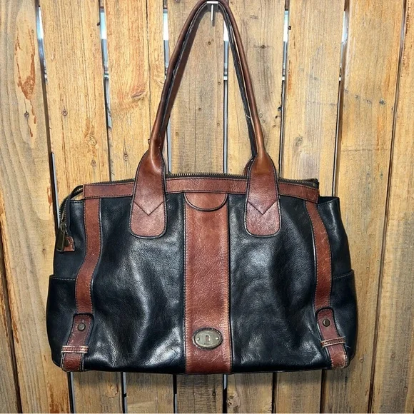Fossil Black and Brown Leather Shoulder Bag