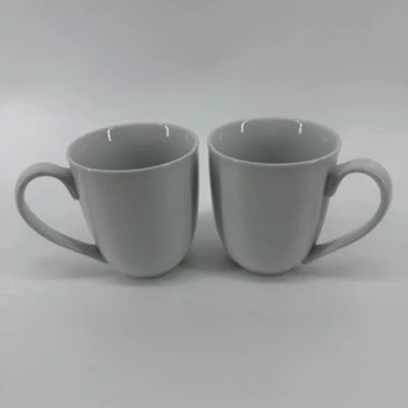 Pottery Barn Great White Porcelain Coffee Mugs White Set of 2 Microwave Safe