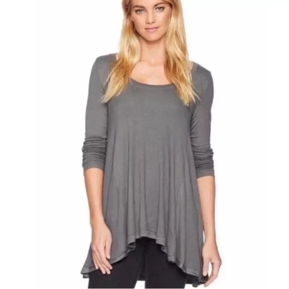🍀 FREE PEOPLE NWOT JANUARY SCOOPNECK RIBBED TUNIC