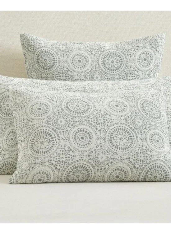 Pottery Barn Cotton Jacquard Medallion King Pillowcase 1