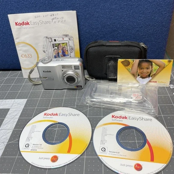 Kodak EasyShare C633 6.1MP Digital Camera - Silver camera only‎ parts or repair