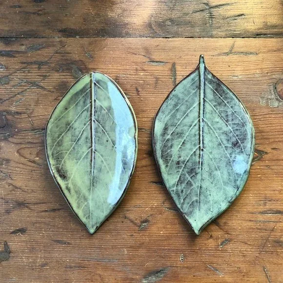Ceramic Green Spoon Rest, Leaf Plate, Soap Dish NWOT