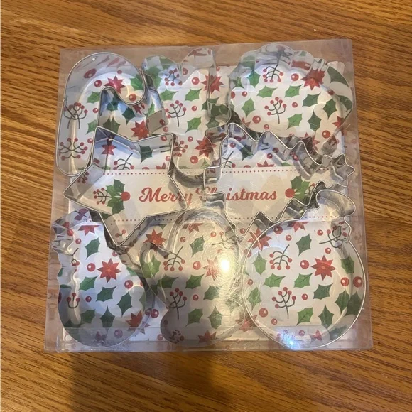 Christmas Cookie Cutter Set - Festive Red and Green