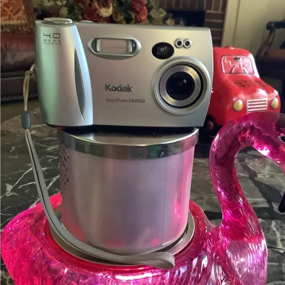 Kodak easy share dx4900 digital silver camera