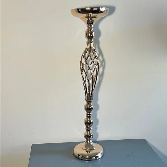 Versatile 25.5 inch Flower Arrangement Stand/Pillar Event Centerpiece