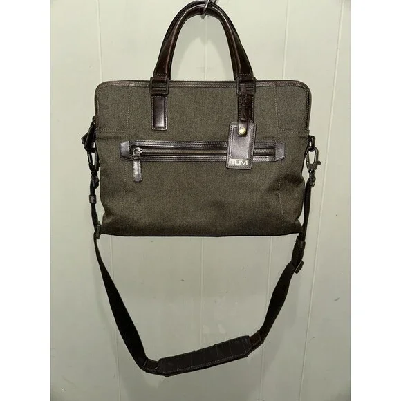 TUMI BEACON HILL BRANCH SLIM LAPTOP BRIEF CASE MESSENGER SATCHEL BAG LEATHER EUC