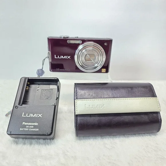 Panasonic Lumix DMC-FX60 12.1MP Digital Camera purple Tested / Working *Read*