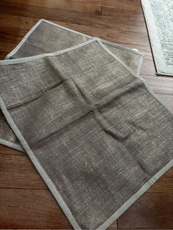 Pottery Barn Brown and Gold Woven Placemat Set