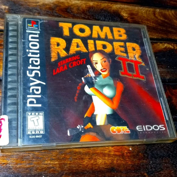 G-18 PS1 BLACK LABEL -Tomb Raider II starring Lara Croft game