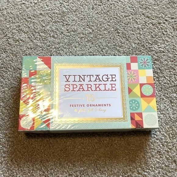 Princeton Architectural Vintage Sparkle Paper Origami Festive Ornament Craft Set