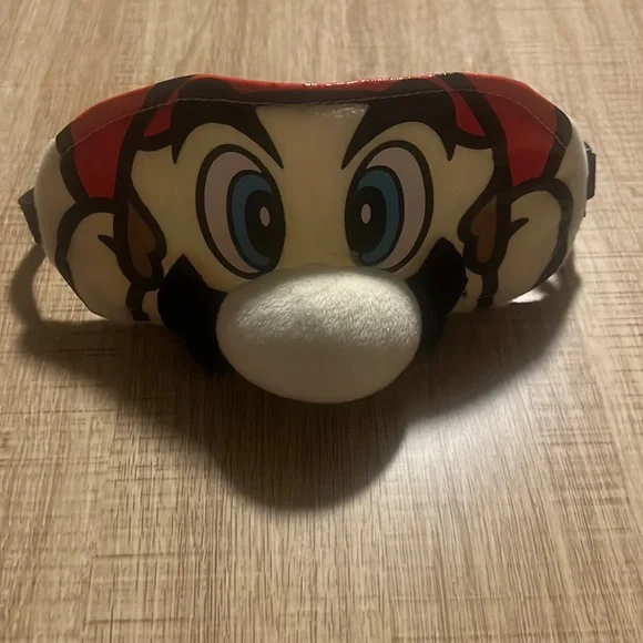 Mario kids face mask is adjustable never worn Brand New excellent condition