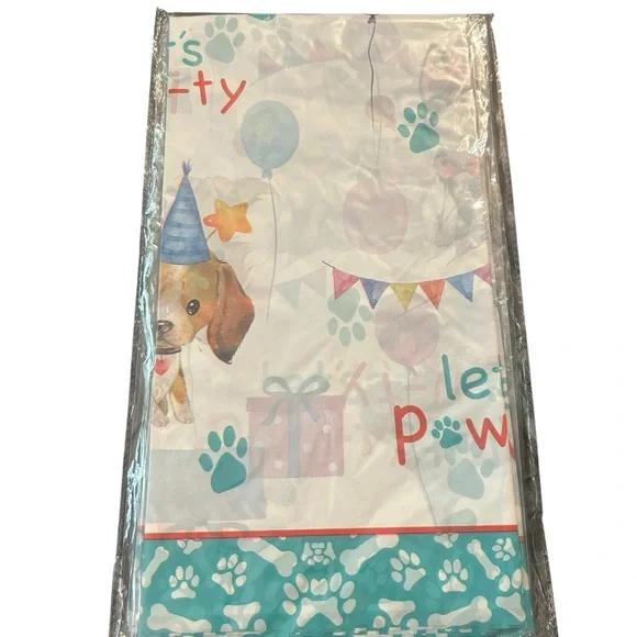Dog Party‎ Tablecloth with Blue and White Design