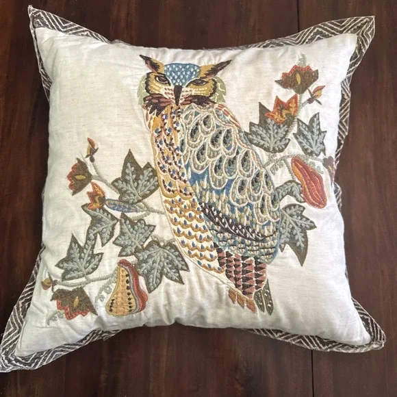 Pottery Barn Throw Pillow Owl Bird Embroidered Appliqué‎ Feather Insert Cover