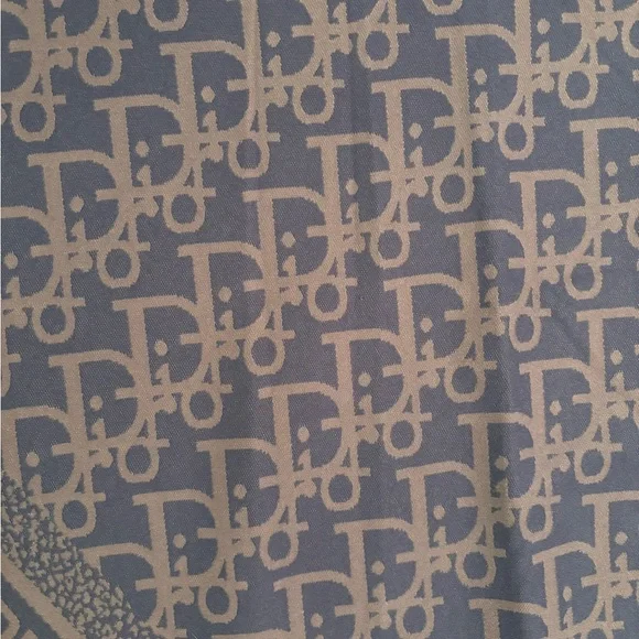 Dior blue and grey wrap