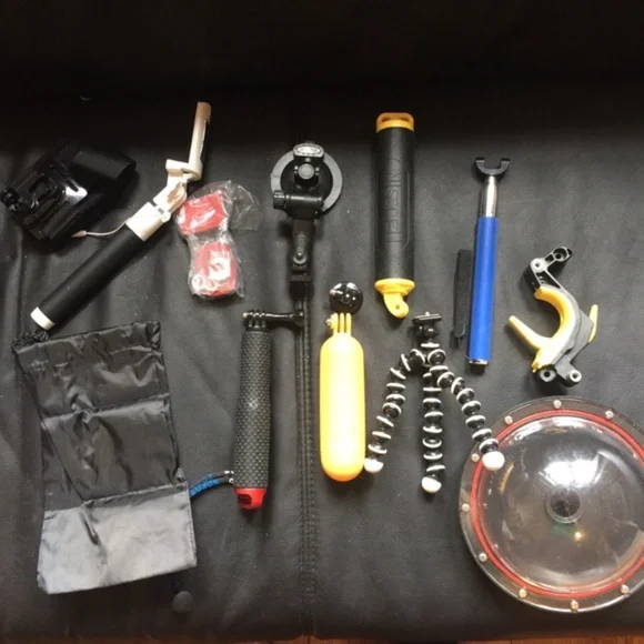 Bundle GoPro hero 3 + universal accessories travel camera stick, dome