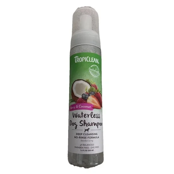 TropiClean Waterless Dog Shampoo Deep Cleaning Berry & Coconut 7.4 oz/220ml~NEW