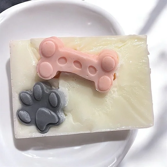 Citrus soap dog themed 3x2in 6oz hand made shea butter & coconut oil based