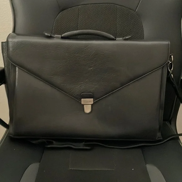 Vintage Rafael Black Leather Crossbody Top Handle Messenger/ Briefcase