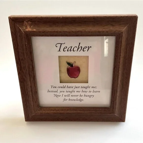 VINTAGE TEACHER APPLE INSPIRATIONAL WOOD PICTURE FRAME