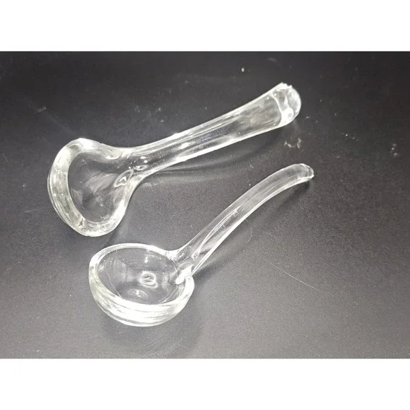 2 PC VINTAGE CLEAR GLASS CONDIMENT MAYONAISE LADLES SERVING SPOONS 4.75 &5.5 Inc