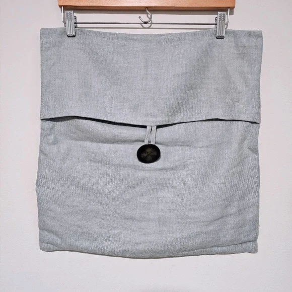 Pottery Barn Linen Pillow Covers Set of 2 Square Light‎ Blue Grey Button 18x18