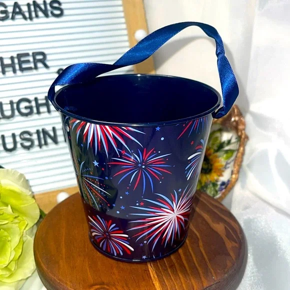 4oz Tin Bucket Pail RED WHITE BLUE STARS 4TH OF JULY MEMORIAL DAY