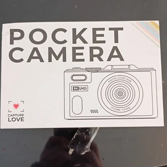 POCKET CAMERA-CAPTURE LOVE -BRAND NEW-SEALED